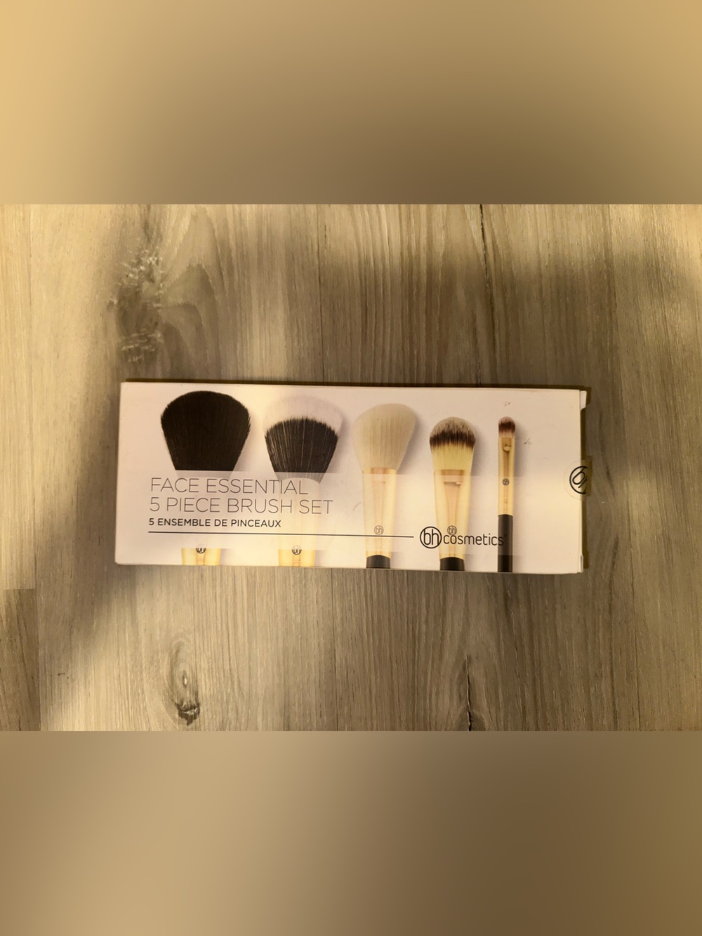 BH Cosmetics Gold and Black Face Brush Set - 5 Piece Never Opened